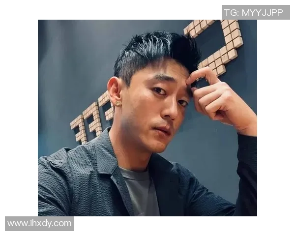 足球明星发型潮流男士指南打造你的个性风格与魅力形象 足球明星发型潮流男士指南打造你的个性风格与魅力形象