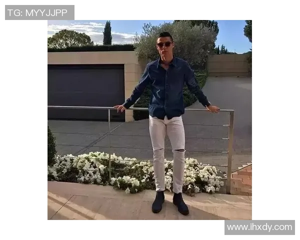 足球明星时尚穿搭揭秘致命魅力与场外风格的完美结合 足球明星时尚穿搭揭秘致命魅力与场外风格的完美结合